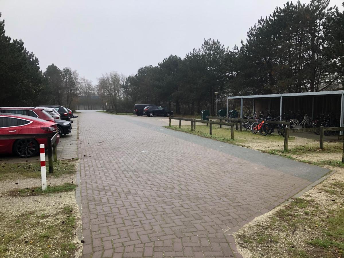 Appartement Ut & Thus, Resort Amelander Kaap Hollum  Exterior photo