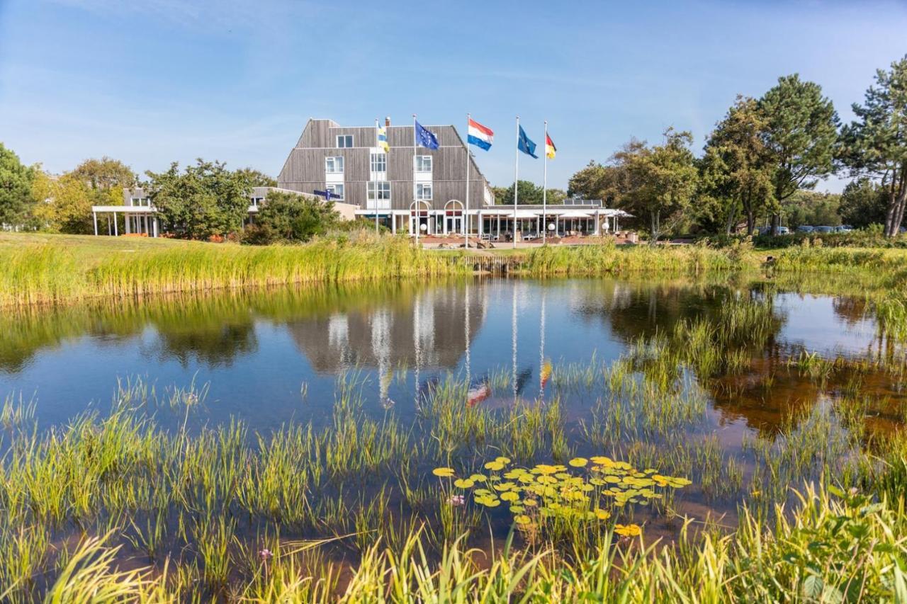 Appartement Ut & Thus, Resort Amelander Kaap Hollum  Exterior photo